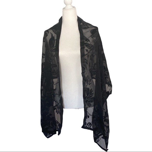 INC International Concepts Contrast Floral Burnout Wrap Black - Picture 2 of 4
